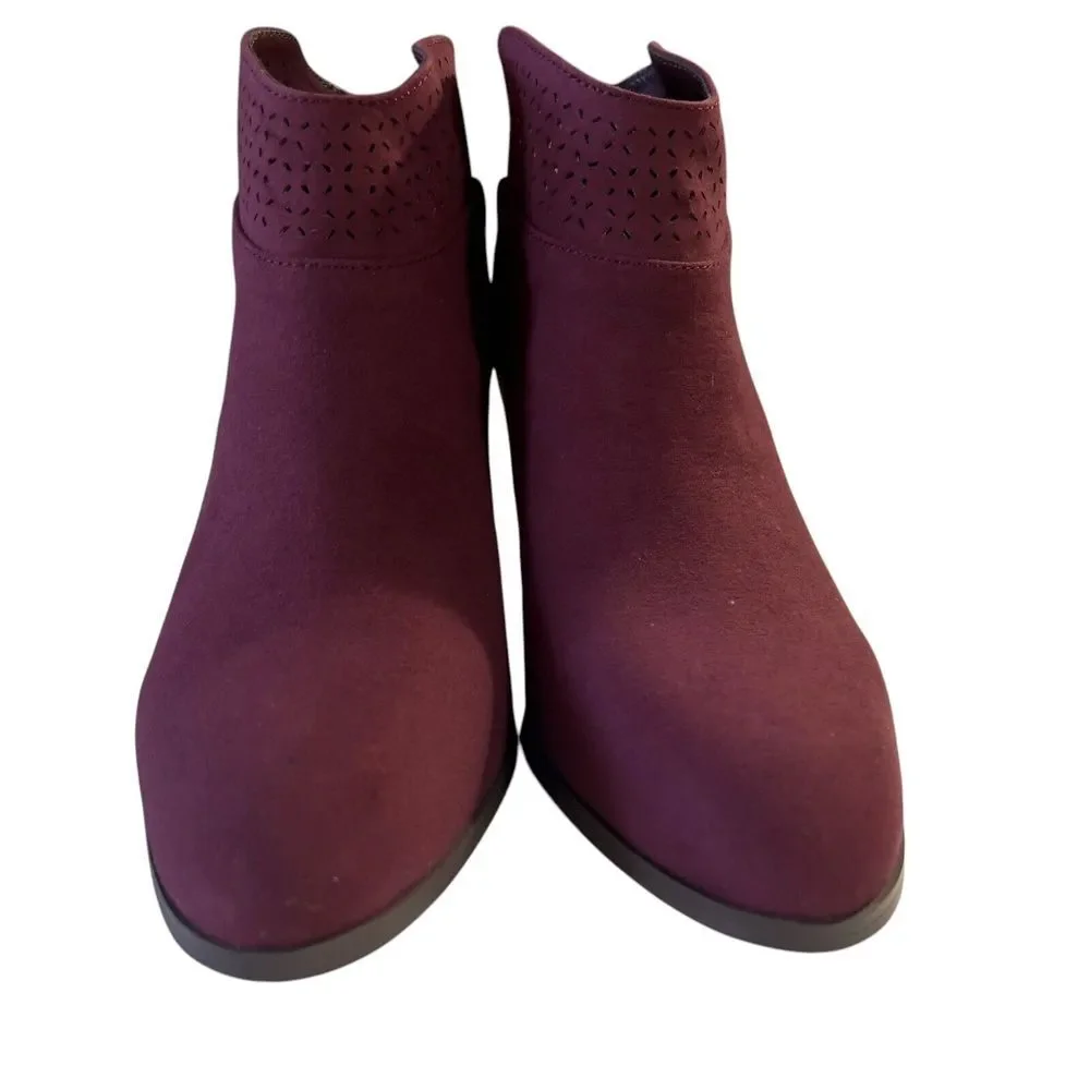 Violet & Red Jackson Lazer Cut Topline Bootie Burgundy Size 7M Fabric Upper NWOB